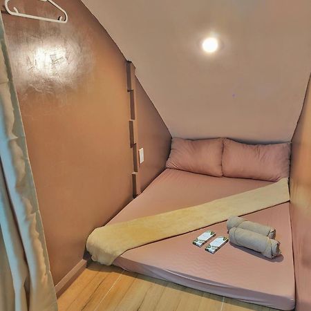 Mactan Airport Hostel At Aashvi Cozy Cabin Lapu-Lapu City Exterior foto